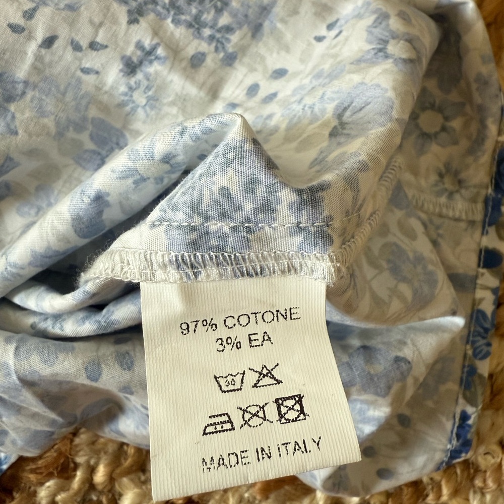 ANNA MARIA PALETTI Floral Blue and White cotton sleeveless shirt - Picture 6 of 6
